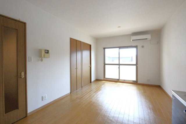 スタジオーネの居間・リビング