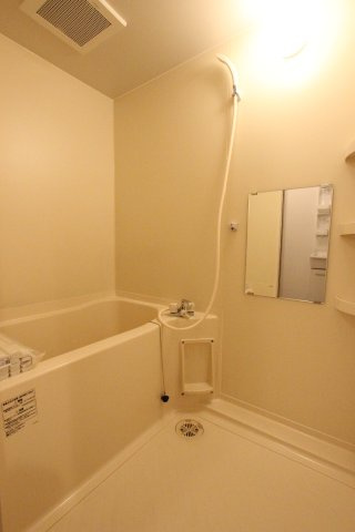 スタジオーネの浴室