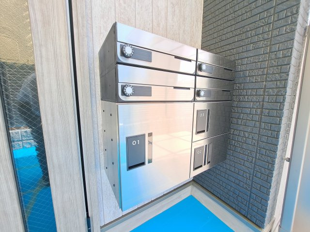 レクエルド笠屋町のエントランス