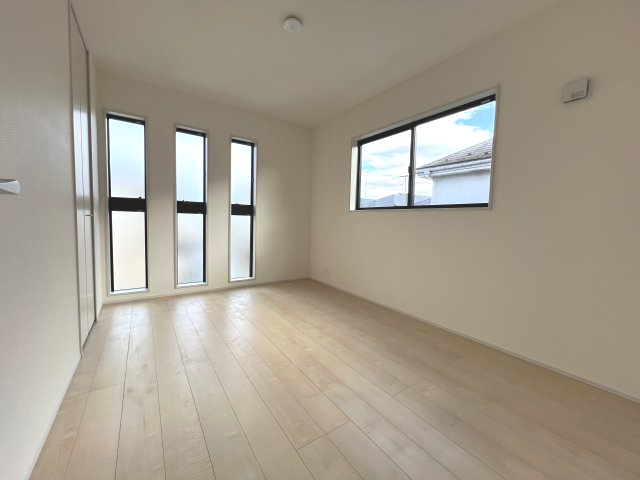 青梅市大門2丁目　新築戸建全1棟の洋室|6.0帖