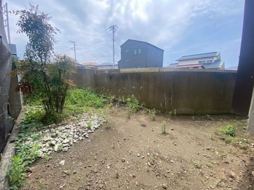 【庭】 | 【仲介手数料０円】平塚市南原3丁目　中古一戸建て | 平塚市南原3丁目　中古一戸建て