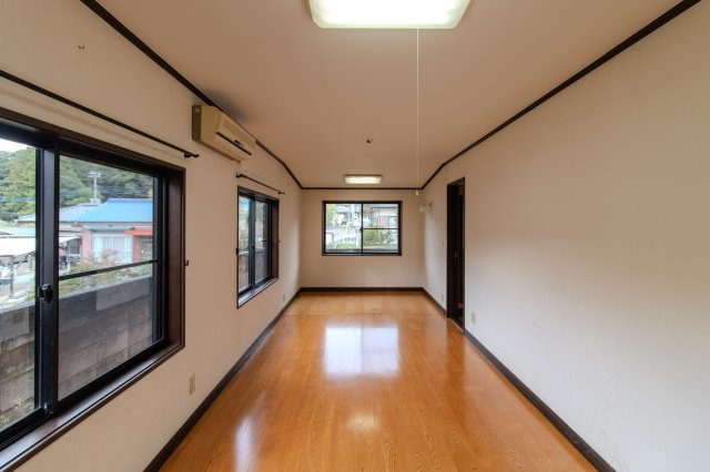 足利市田島町の中古一戸建の洋室