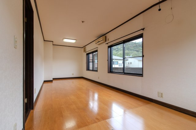 足利市田島町の中古一戸建の洋室