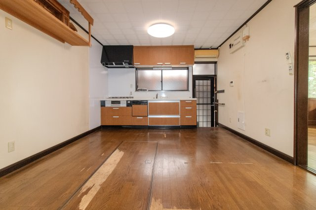 足利市田島町の中古一戸建の居間・リビング