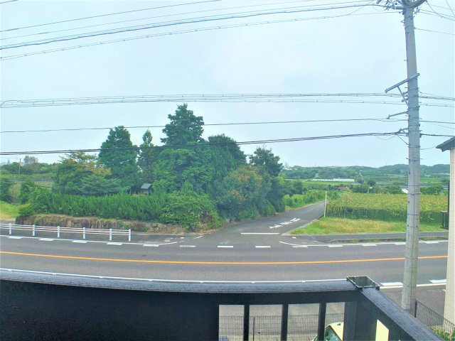 シャルマン森岡の展望|別部屋同一間取りのお写真となります。