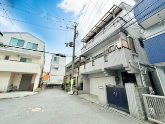 【前面道路含む現地写真】