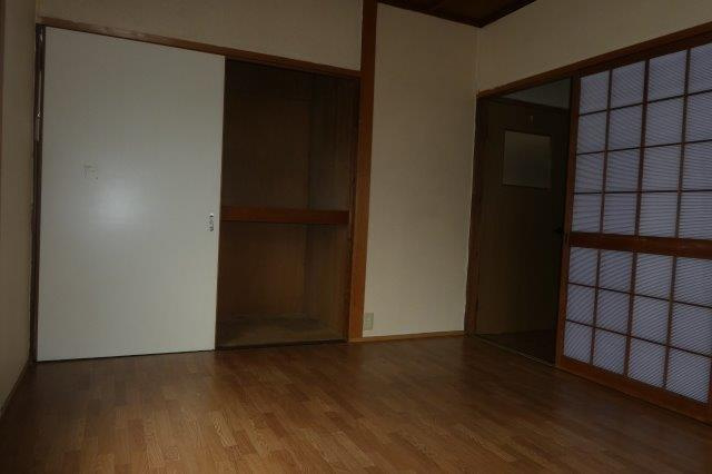 平田宇野貸家（２階建）の収納|洋室