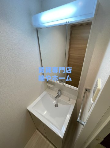 エグゼ難波南Ⅴの独立洗面台|独立洗面台です