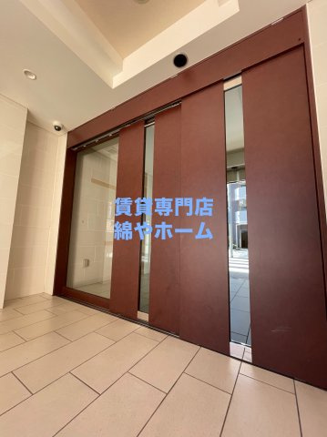 エグゼ難波南Ⅴのエントランス|毎日通るエントランスはこのようになっています