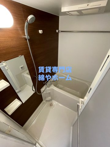 エグゼ難波南Ⅴの浴室|ゆったり過ごせるお風呂です