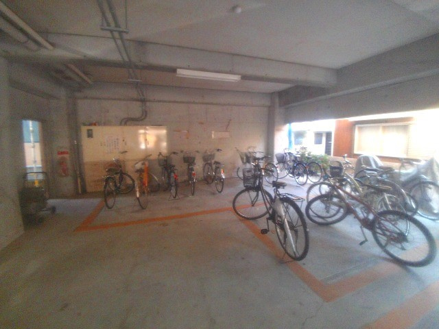 マンションロア