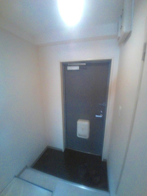 マンションロアの玄関