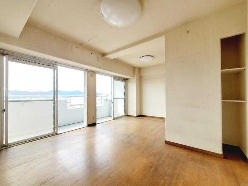 サーパス知寄町Ⅰの居間・リビング|10.8LDK