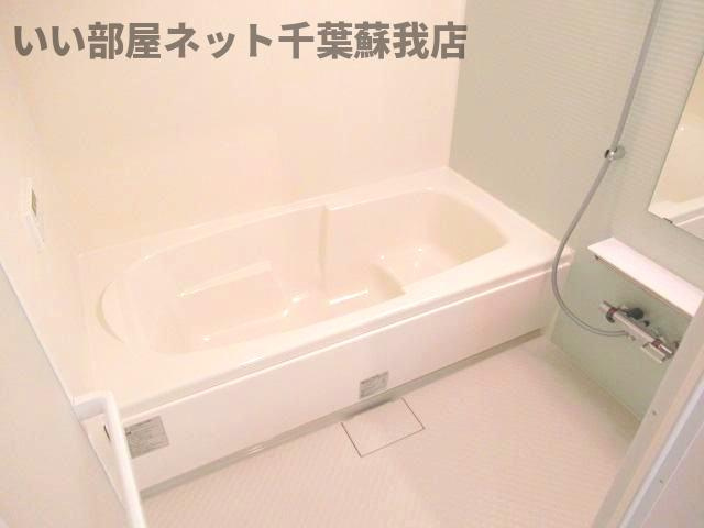 エリティエの浴室|落ち着いた色調のトイレです