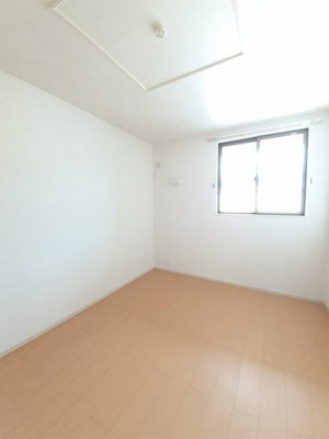 【洋室】 | ストロベリーガーデンＢ