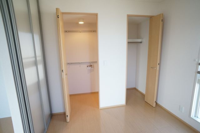 ボヌビー宝塚の収納|ワンステップインクローゼットのタイプで収納力UP