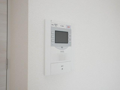 【セキュリティ】 | ファステート難波WESTディオン | モニター付きインターフォンです