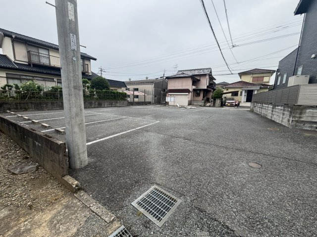 ハピネスさくらの駐車場