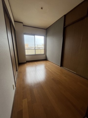 【洋室】 | 品田ビル