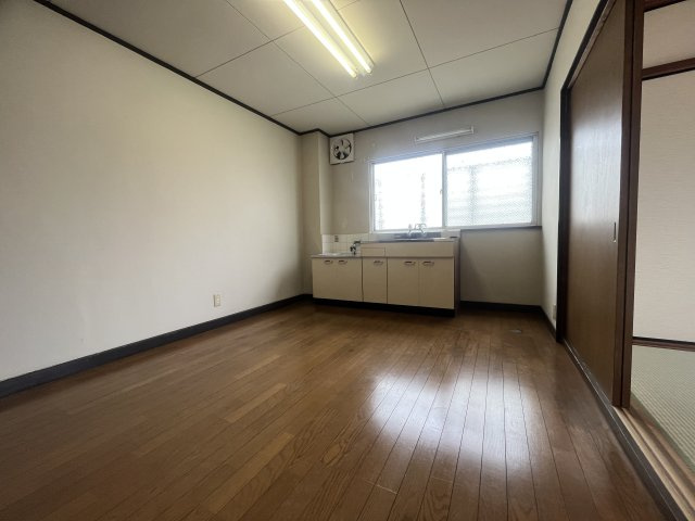 【居間・リビング】 | 品田ビル