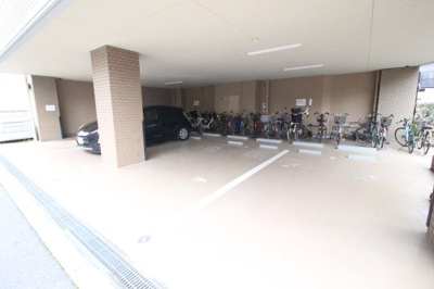 【駐車場】 | グレイスパイン