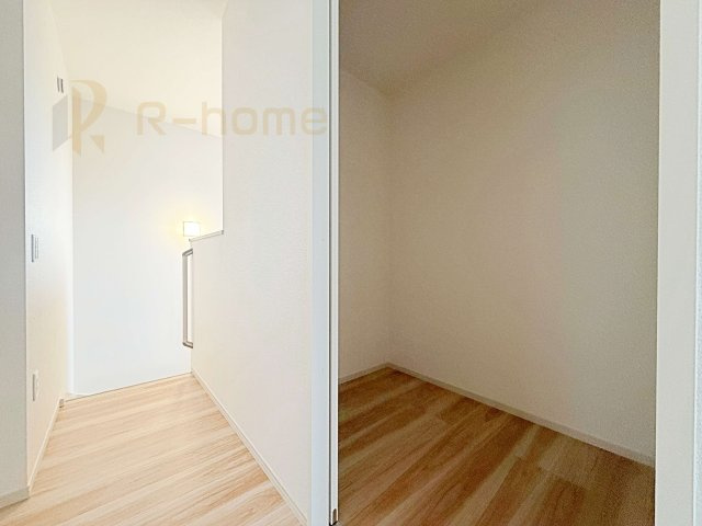 龍ケ崎市寺後1期　新築戸建て　1号棟の収納|2階に大容量のホールクローク！たっぷり収納できて居住空間スッキリ♪