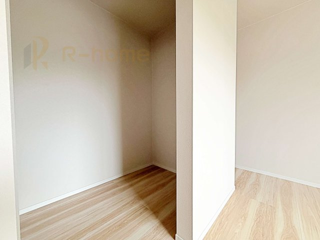 龍ケ崎市寺後1期　新築戸建て　1号棟の収納|人気のウォークインクローゼット！アウター類はもちろん、季節ものや寝具も収納できます！