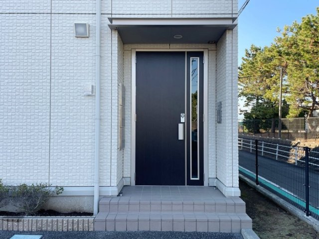 プレミアム　A棟のエントランス