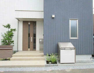 【エントランス】