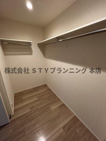 仲介手数料０円！ヒルサイド見附町の収納