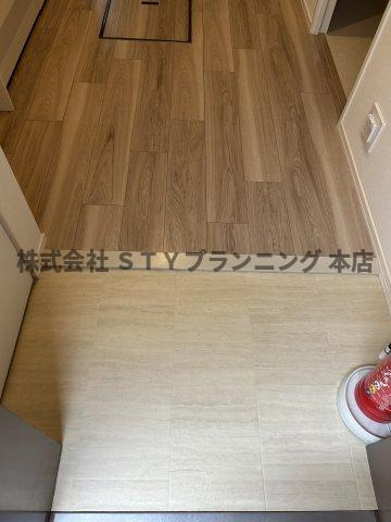 仲介手数料０円！ヒルサイド見附町の玄関