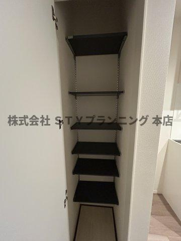 仲介手数料０円！ヒルサイド見附町の収納