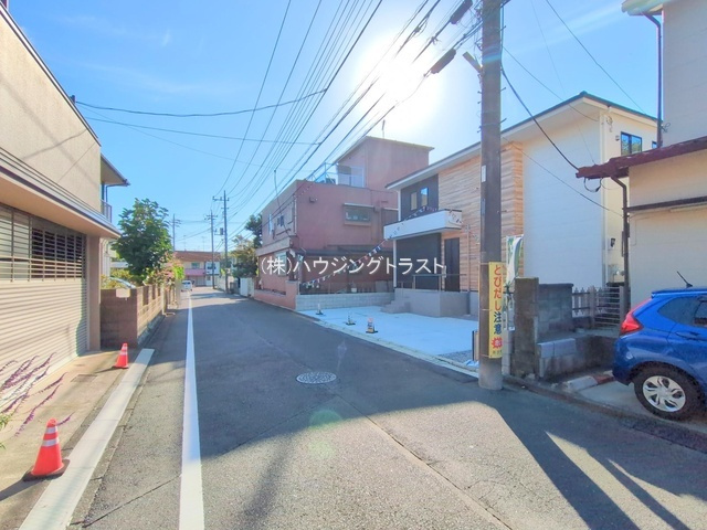 仲介手数料無料　ケイアイグレース所沢市小手指元町5期・新築全1棟の前面道路含む現地写真