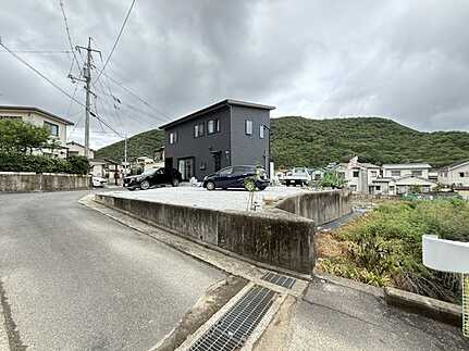 安佐北区小河原町の前面道路含む現地写真