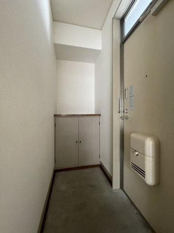 セザールフジイの玄関