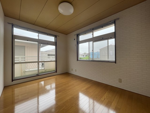 セザールフジイの洋室