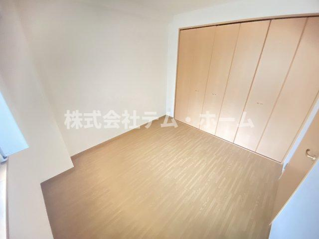 【寝室】 | グラデュール | 同タイプの別部屋写真です。