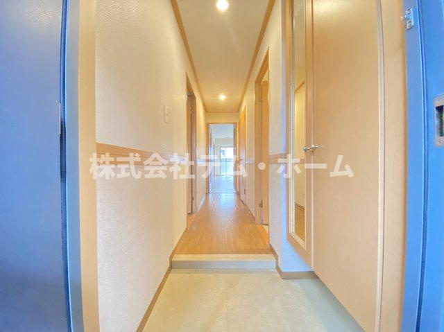 【玄関】 | グラデュール | 同タイプの別部屋写真です。