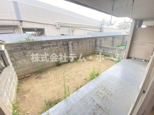 【バルコニー】 | グラデュール | 同タイプの別部屋写真です。