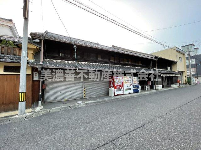 ６５２５２　羽島郡笠松町下本町中古戸建ての外観