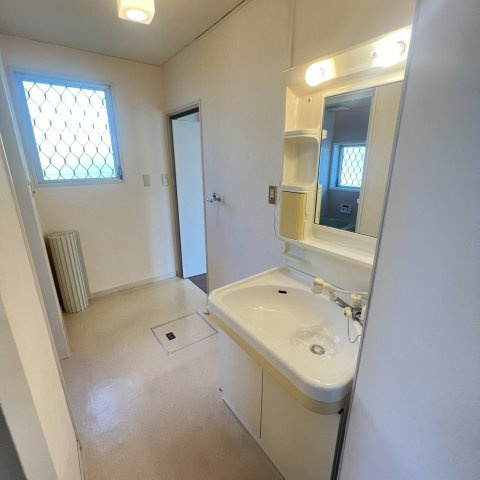 糀台４丁目貸家の洗面所