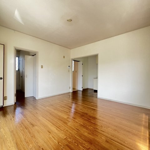 糀台４丁目貸家の居間・リビング