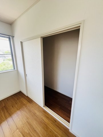 糀台４丁目貸家の収納