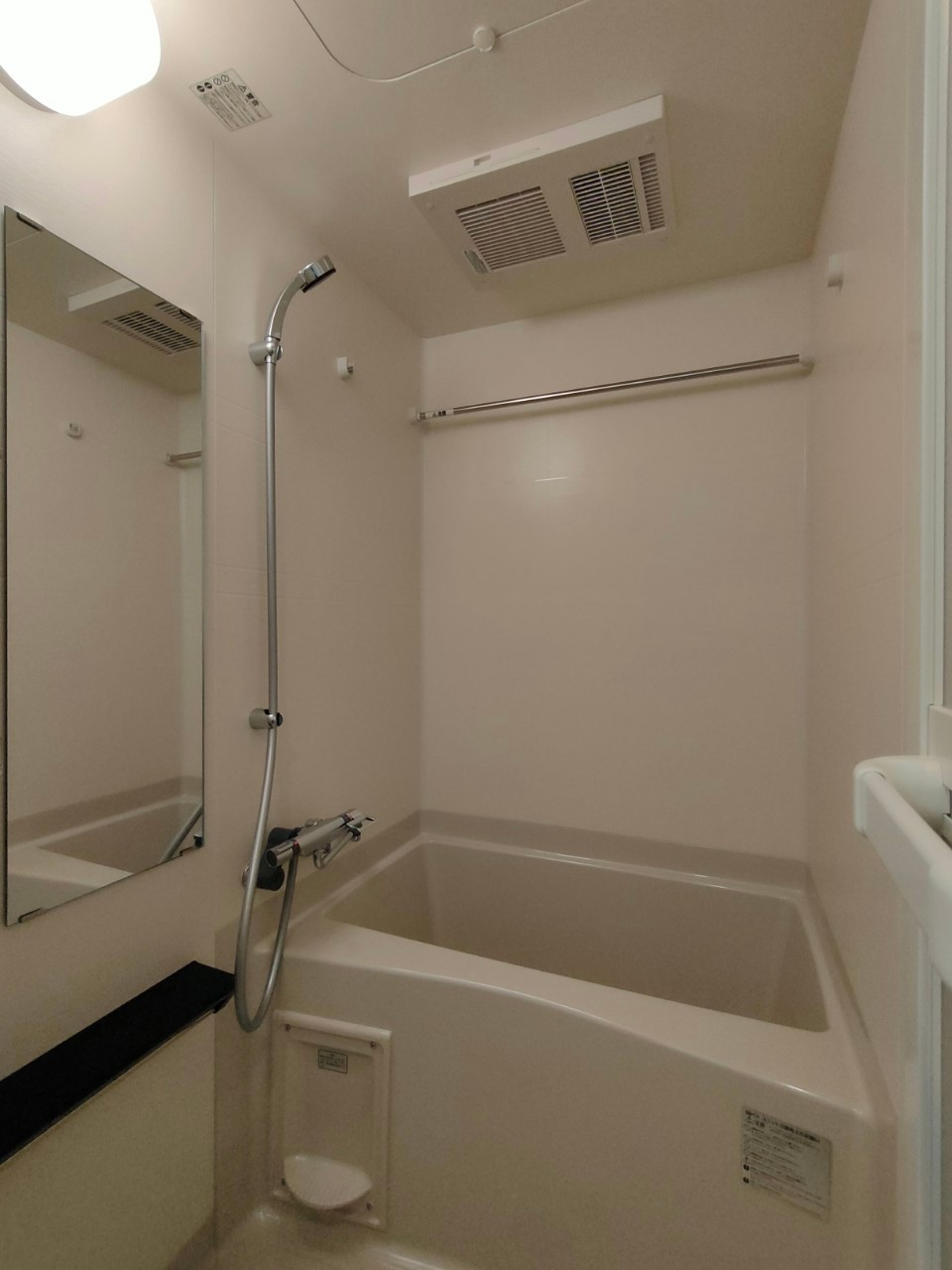 アドバンス名古屋ブランシュ　名古屋市賃貸　仲介手数料無料の浴室
