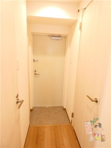 アーバンパレス田町の玄関