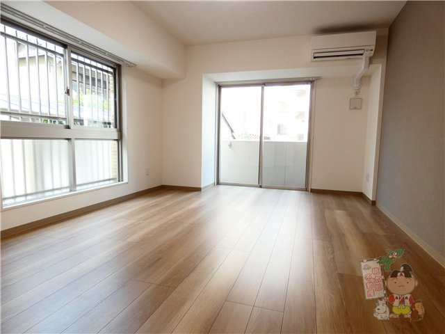 アーバンパレス田町の居間・リビング