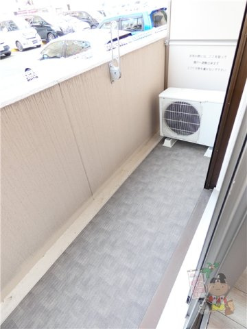 アーバンパレス田町のバルコニー