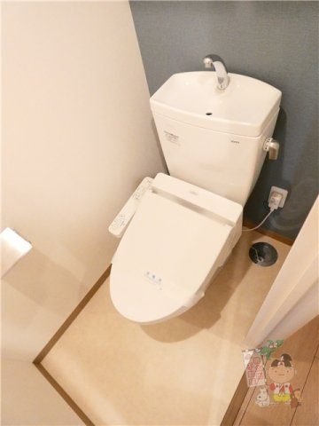 アーバンパレス田町のトイレ