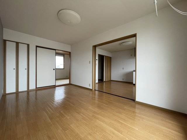 セザールフジイⅡの洋室