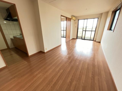 【居間・リビング】 | ローズマリーⅡ | リビング